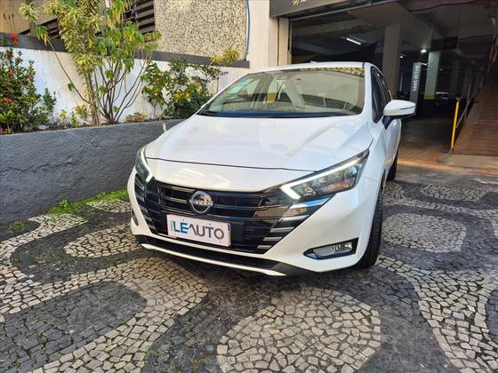 NISSAN VERSA 1.6 16V FLEX EXCLUSIVE XTRONIC